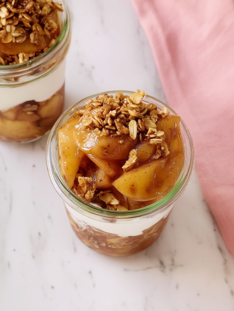 Apple Cinnamon Greek Yogurt Parfait Jars