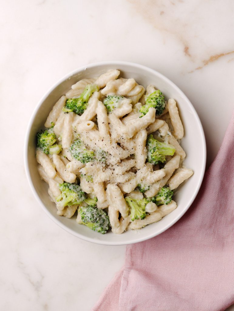 Cottage Cheese Alfredo Veggie Pasta