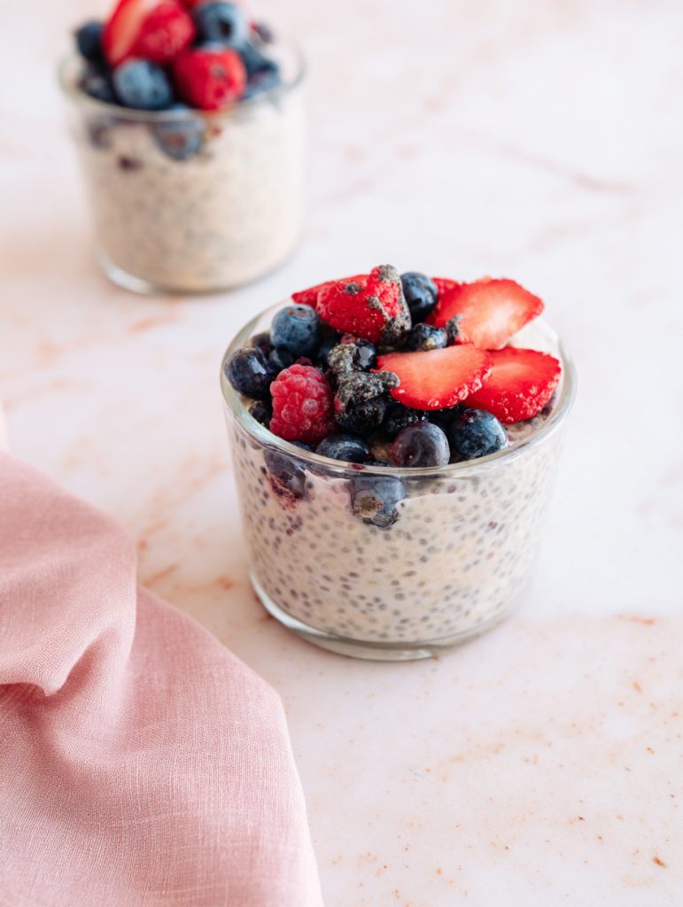 Vanilla Berry Chia Protein Pudding Cups